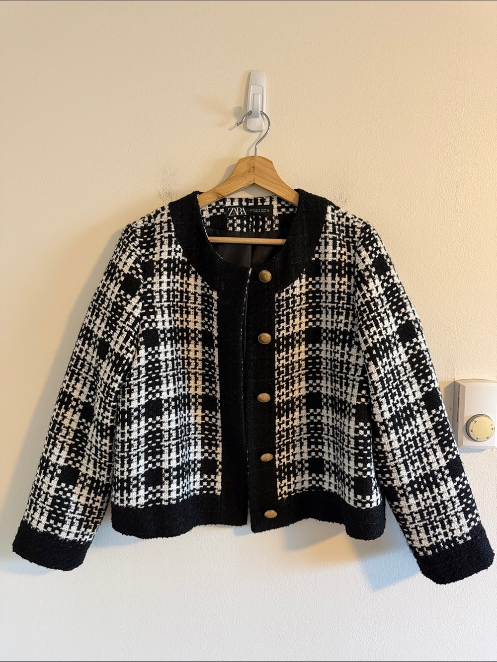 Zara Tweed Cropped Blazer Women's Medium Black White Houndstooth Gold Button
